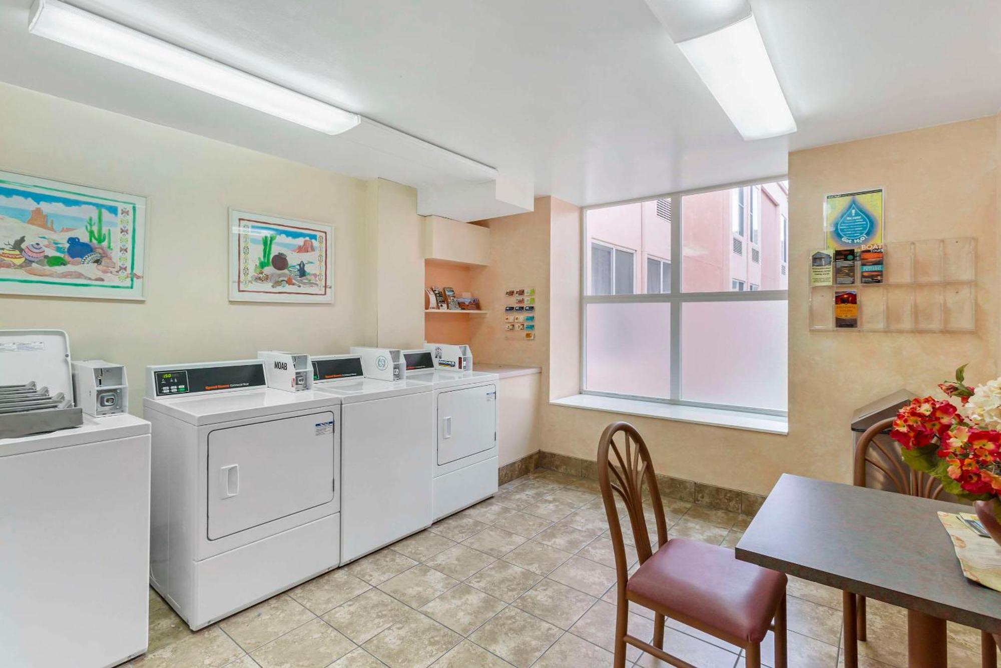 Quality Suites Moab Near Arches National Park Dış mekan fotoğraf